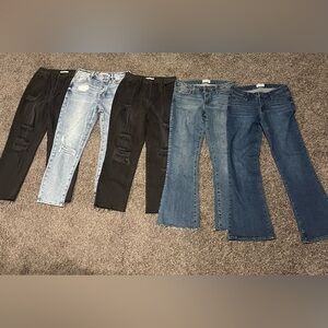 Five pairs of size 28 jeans
